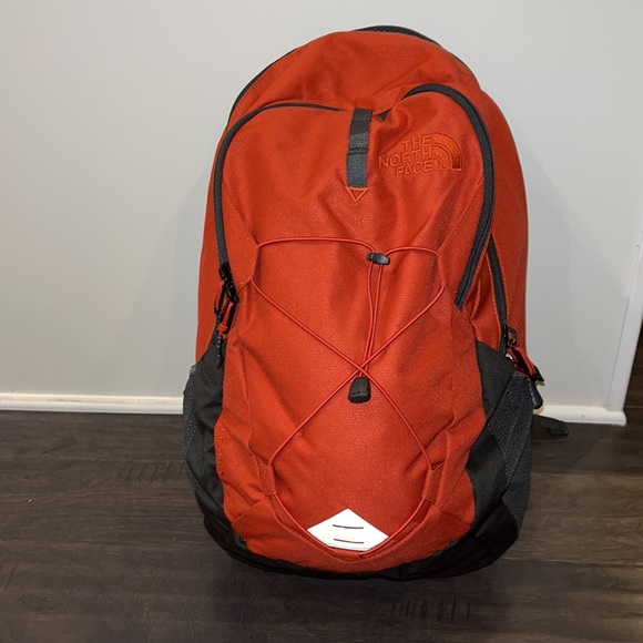 The North Face Jester Backpack 15'' Laptop School book Bag new - Picture 2 of 16